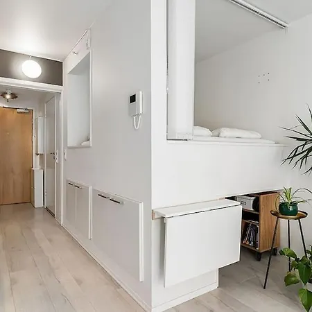 Koselig Og Sentralt Midt I Fargegaten 斯塔万格