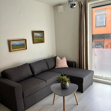 Koselig Og Sentralt Midt I Fargegaten *